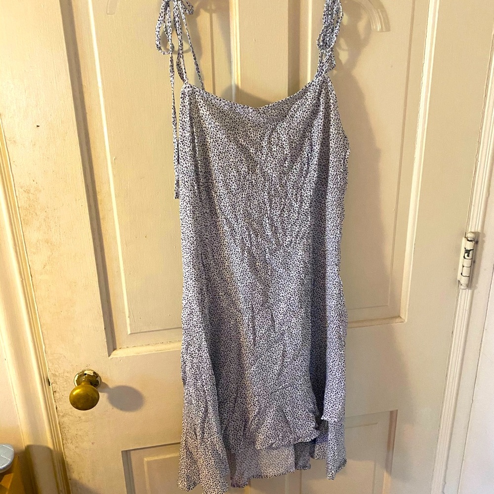 Beautiful Navy Blue and White Midi Dress